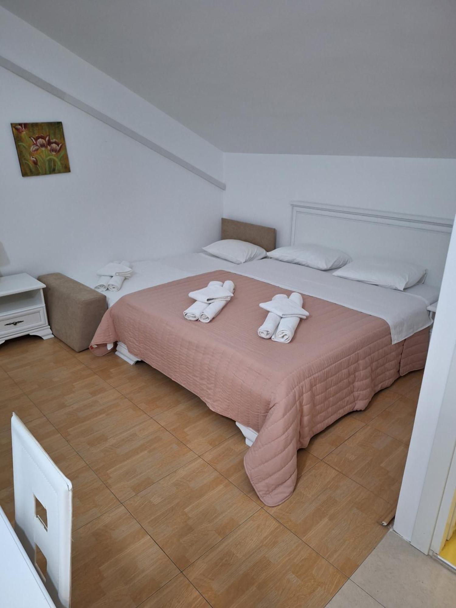 Apartmani P&M Tivat Eksteriør bilde