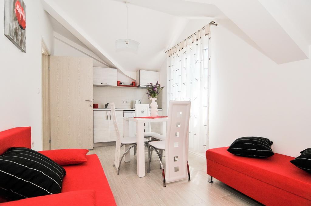 Apartmani P&M Tivat Eksteriør bilde